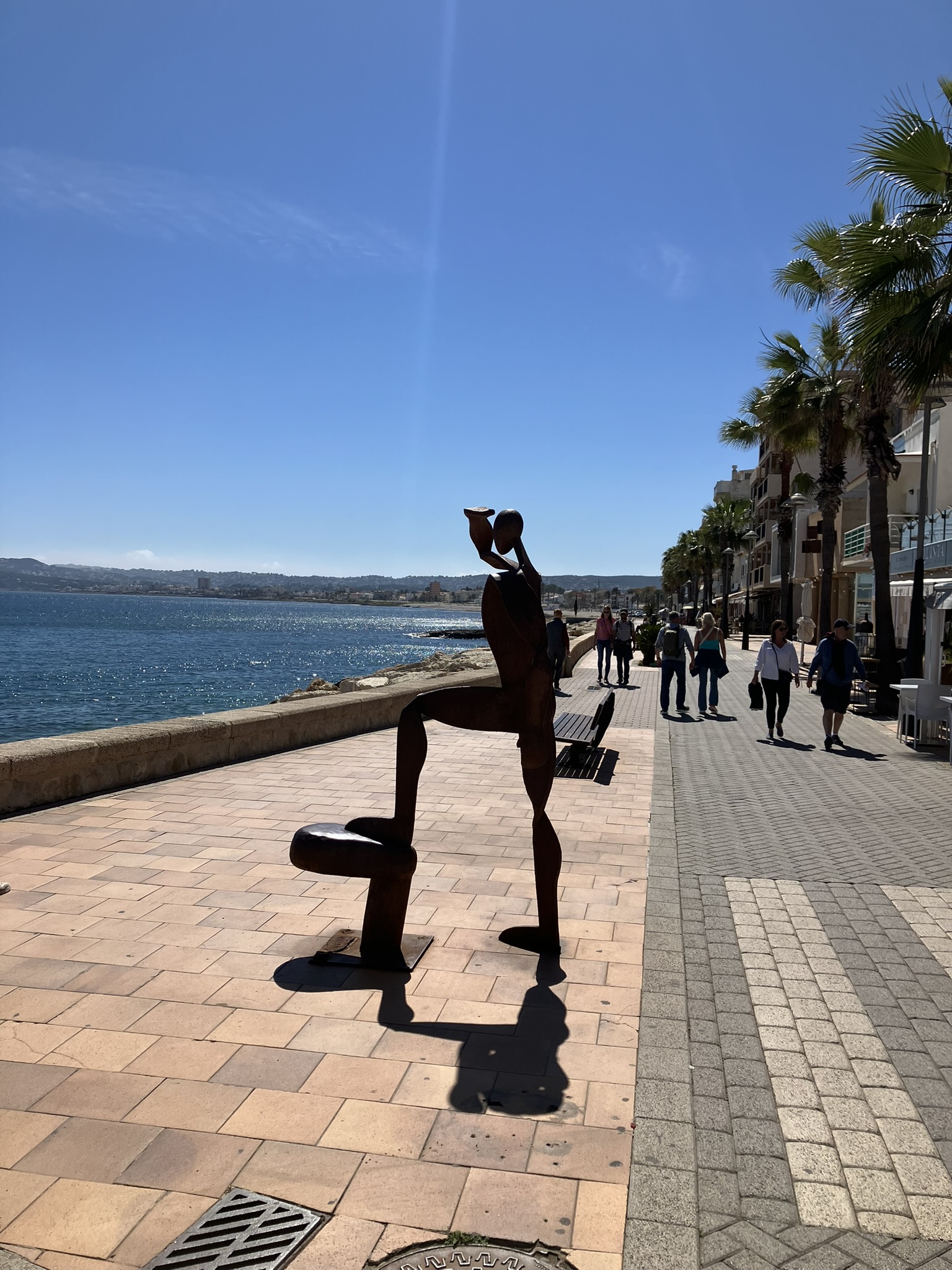click to enlarge! Staute at Xabia